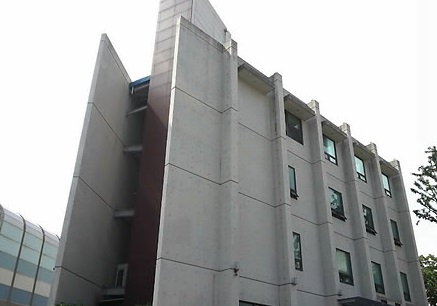"목사 1인 제왕적 목회 그만"…담임목사 4명 교회 생긴다