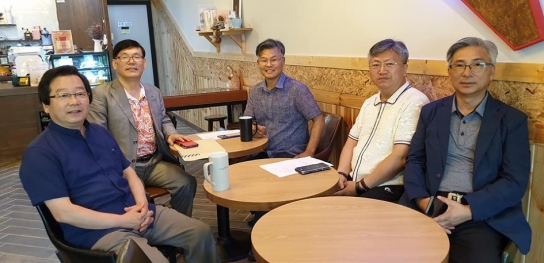 전주성시화운동본부(대표 박재신 목사) 임원회의, ‘학생인권조례 문제점과 대응방안’ 포럼 등에 대해 논의
