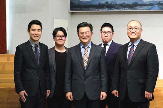 "병 숨기지 마세요…한계점에 이르렀다면, 공개하고 도움 받으세요"