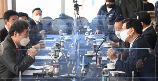 여의도순복음 교회 비롯한 국내 대형교회, 코로나19 '생활치료센터' 890실 제공