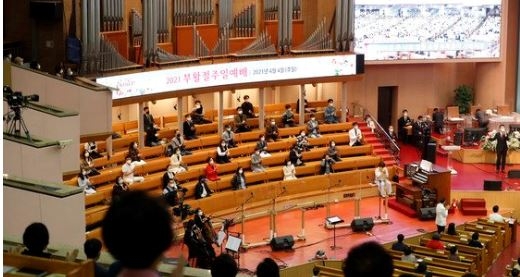 '코로나19' 이후 두 번째 부활절 예배...예수 그리스도의 부활 의미 되새겨