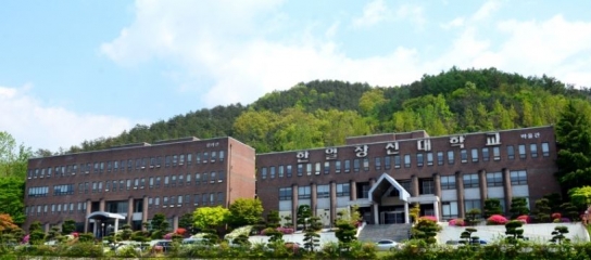 한일장신대, 모교 사랑 후원 줄지어