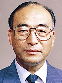 윤남중 전기아대책회장.jpg