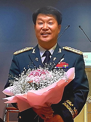 전 한국 군종목사단장.jpg