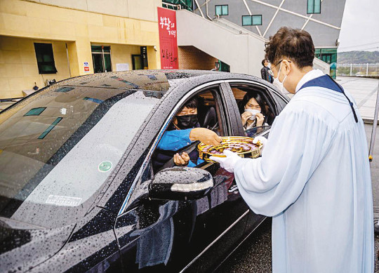 드라이브스루 만찬.jpg
